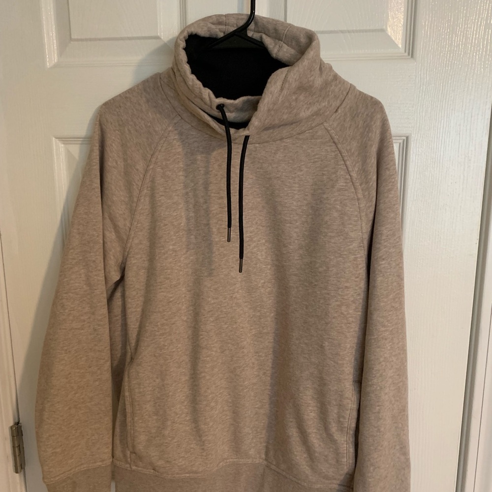 Turtleneck sweatshirt